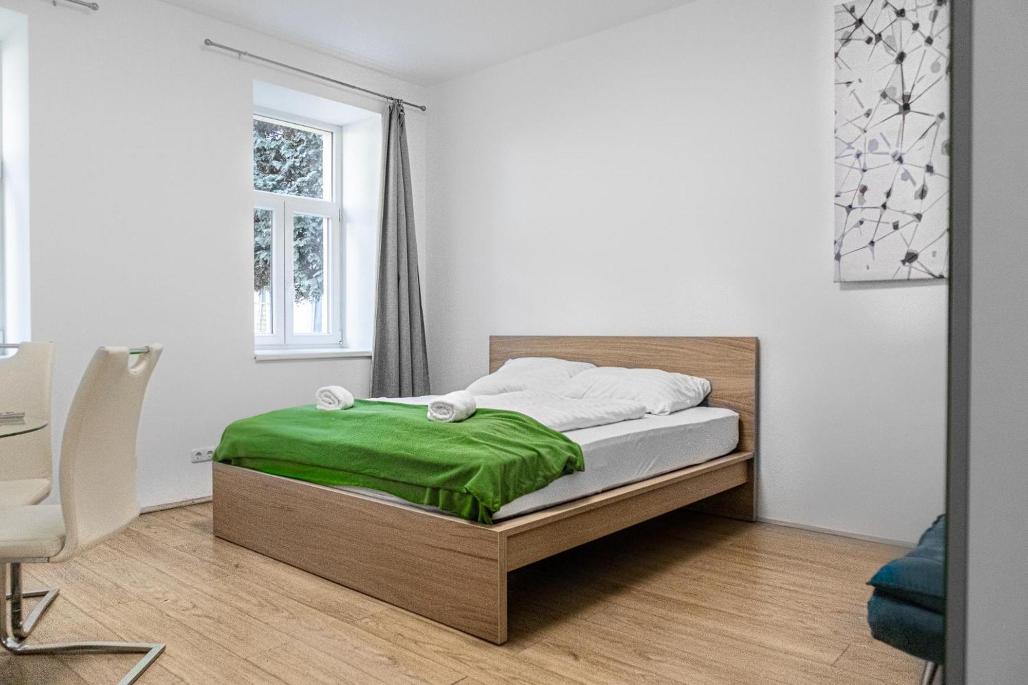 Apartmán Lovely 2br Shared Apartment, Enkplatz U3, 15min To Center